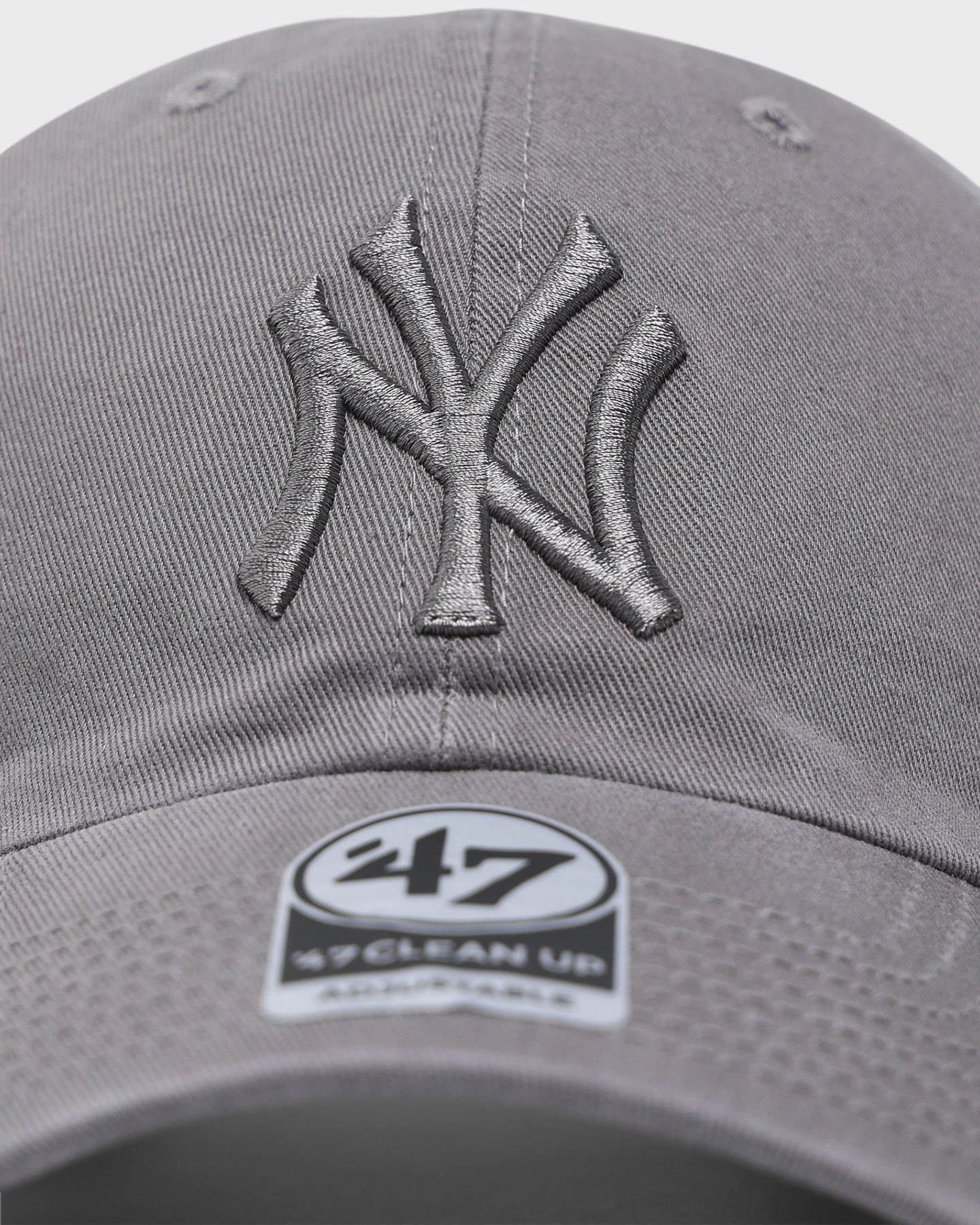 47 Brand New York Yankees 'Moon Rock Grey' Clean Up Strapback Dark Grey