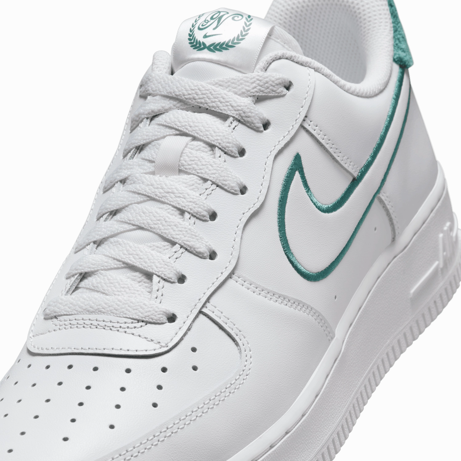 Air Force 1 '07 LV8 'Resort and Sport'