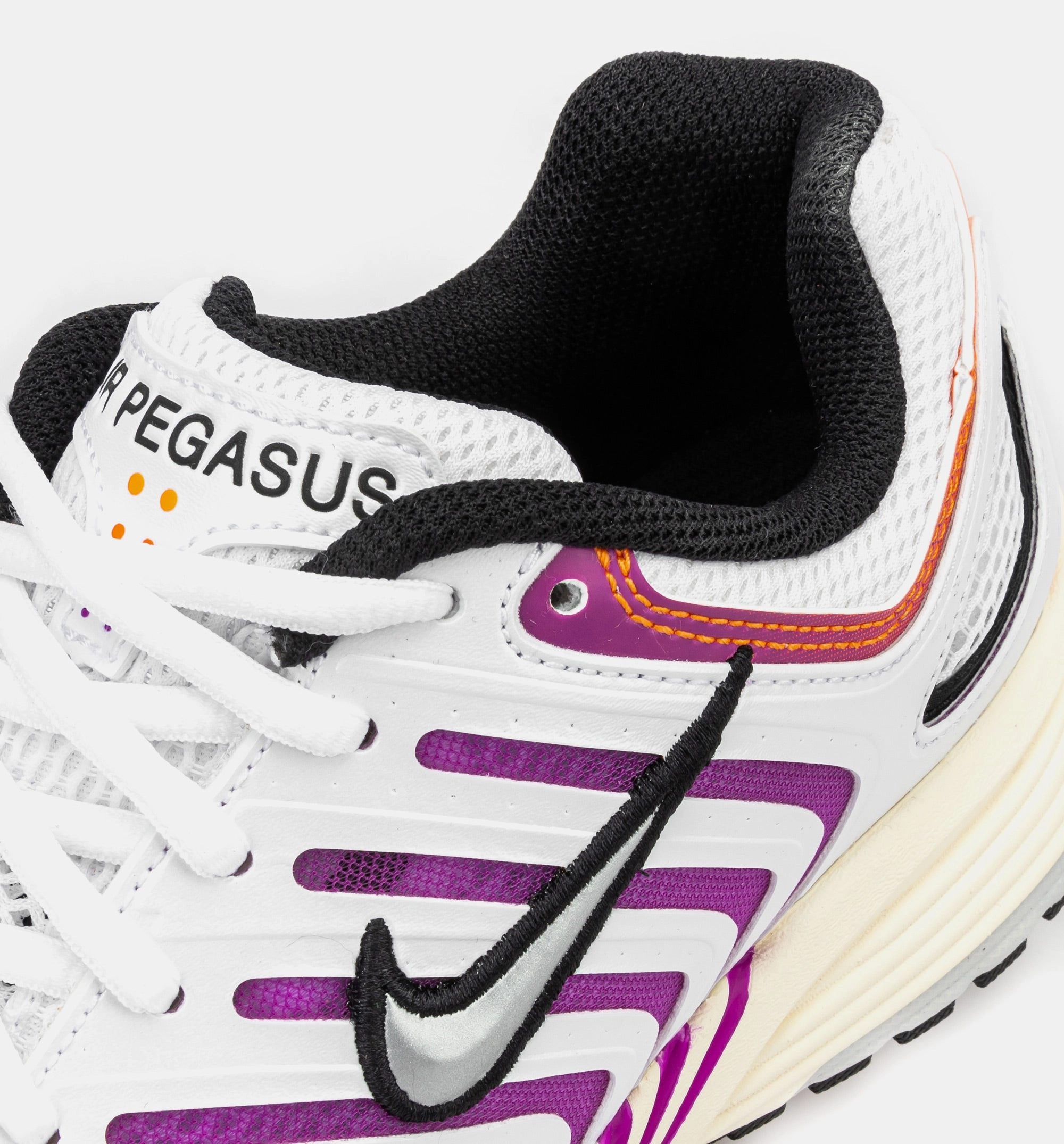 Air Pegasus 2K5 Mens Lifestyle Shoe - White/Chrome/Orange