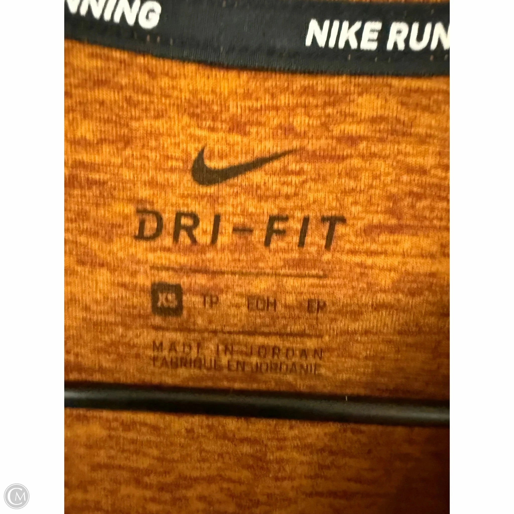Athletic Top Long Sleeve Crewneck By Nike Apparel In Brown, Size: Xs