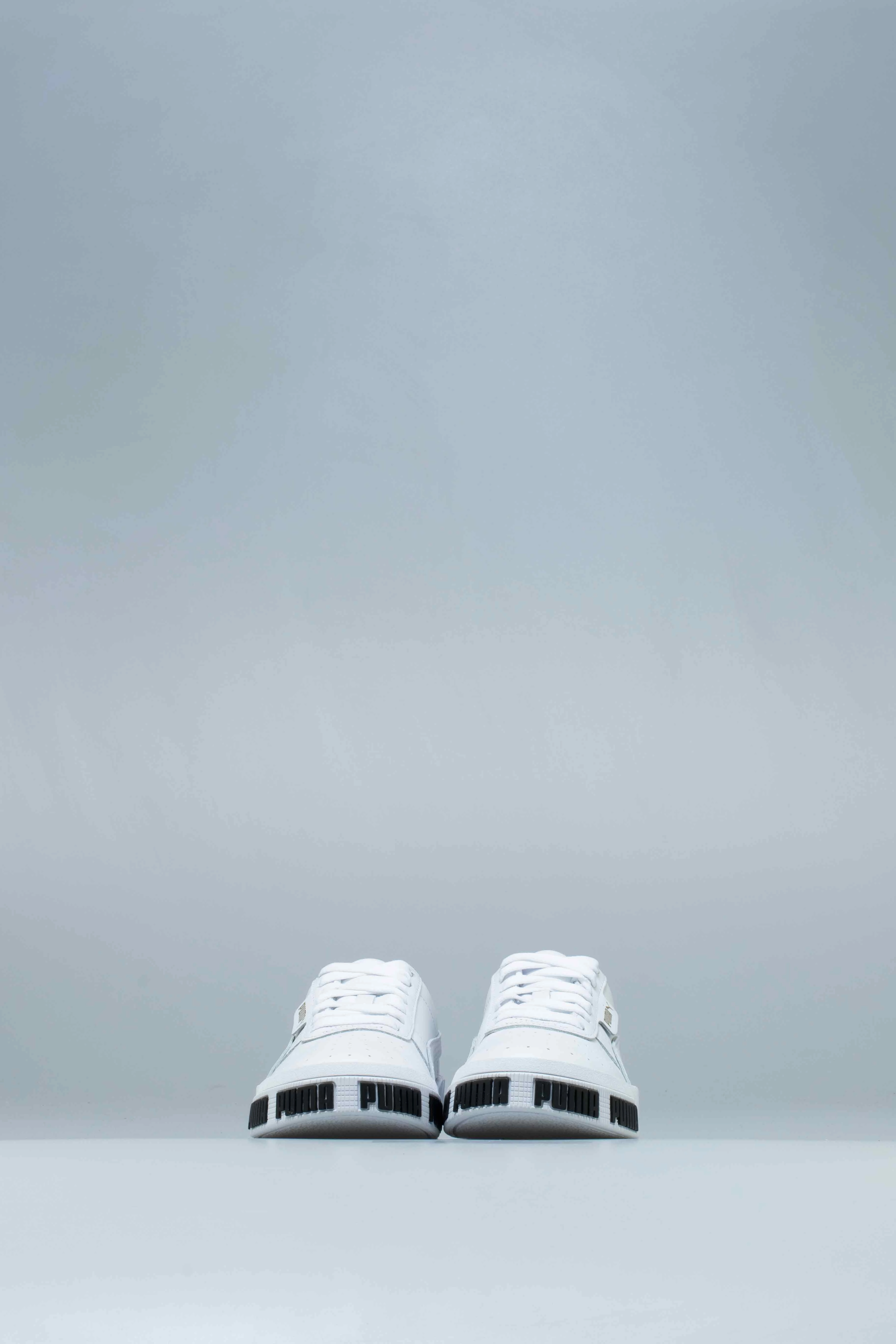 Cali Bold Womens Lifestyle Shoe - White/Gold