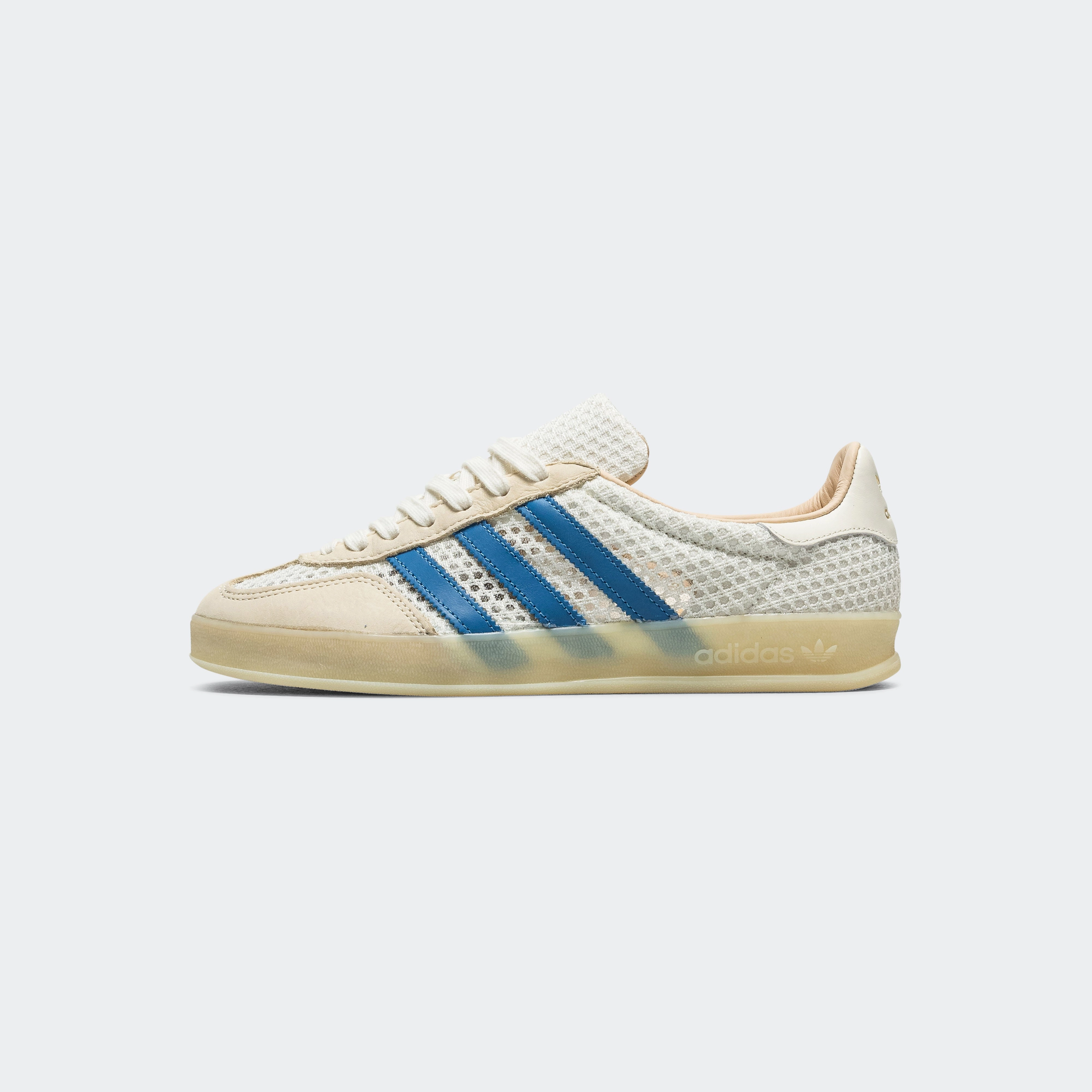 Gazelle Indoor - Off White/Focus Blue