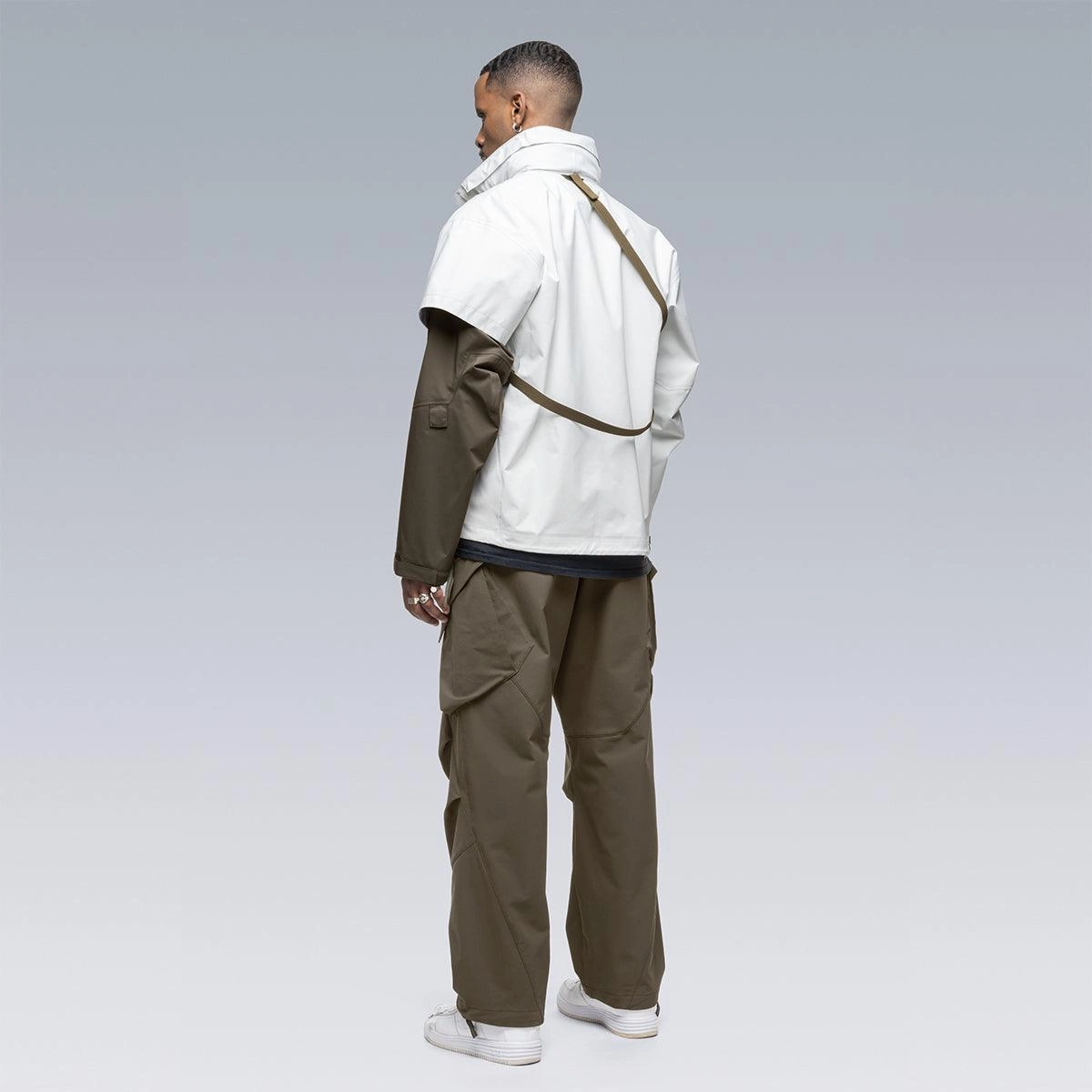 J101-GT 'White RAF Green'