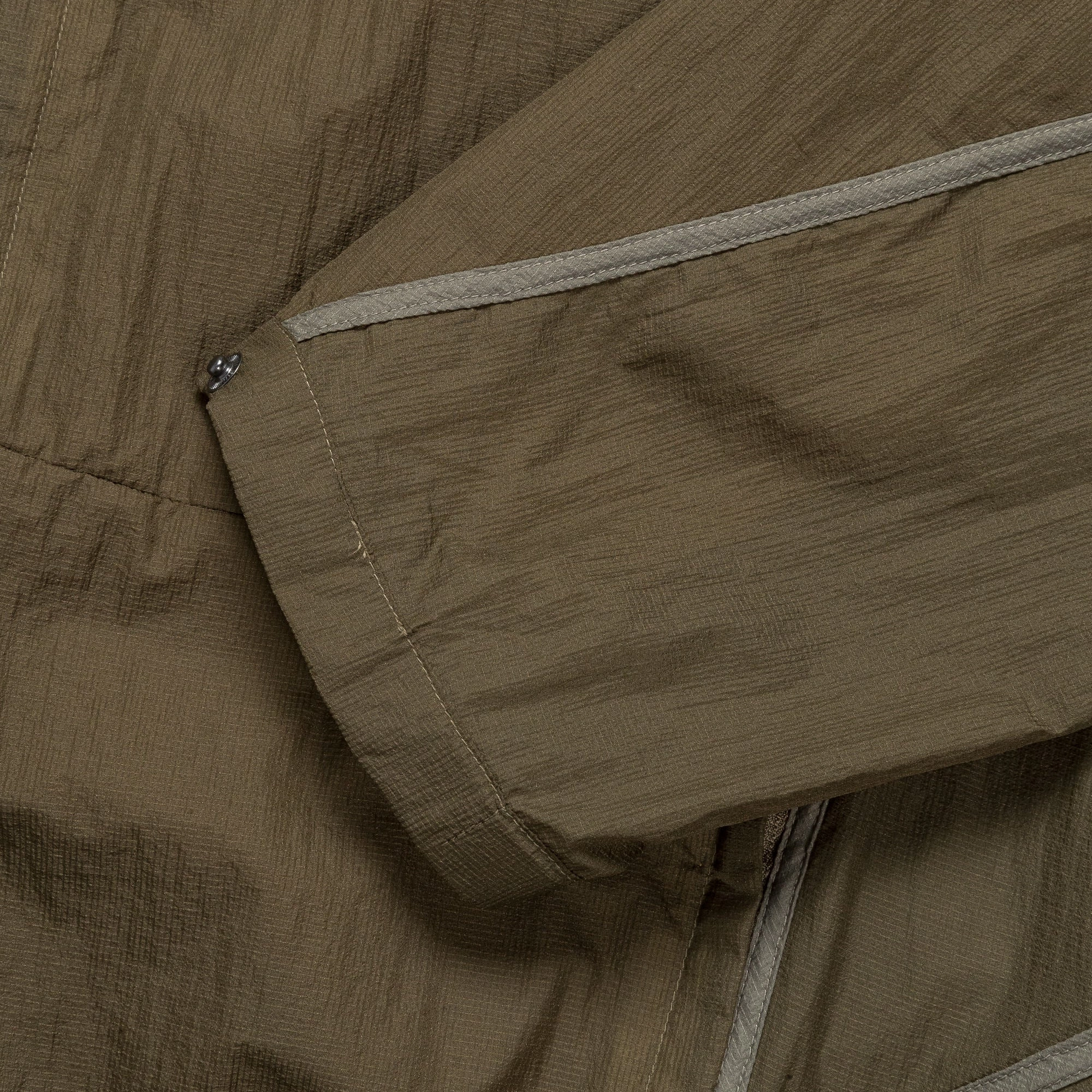 Latitude Flight Wind Jacket - Army Green