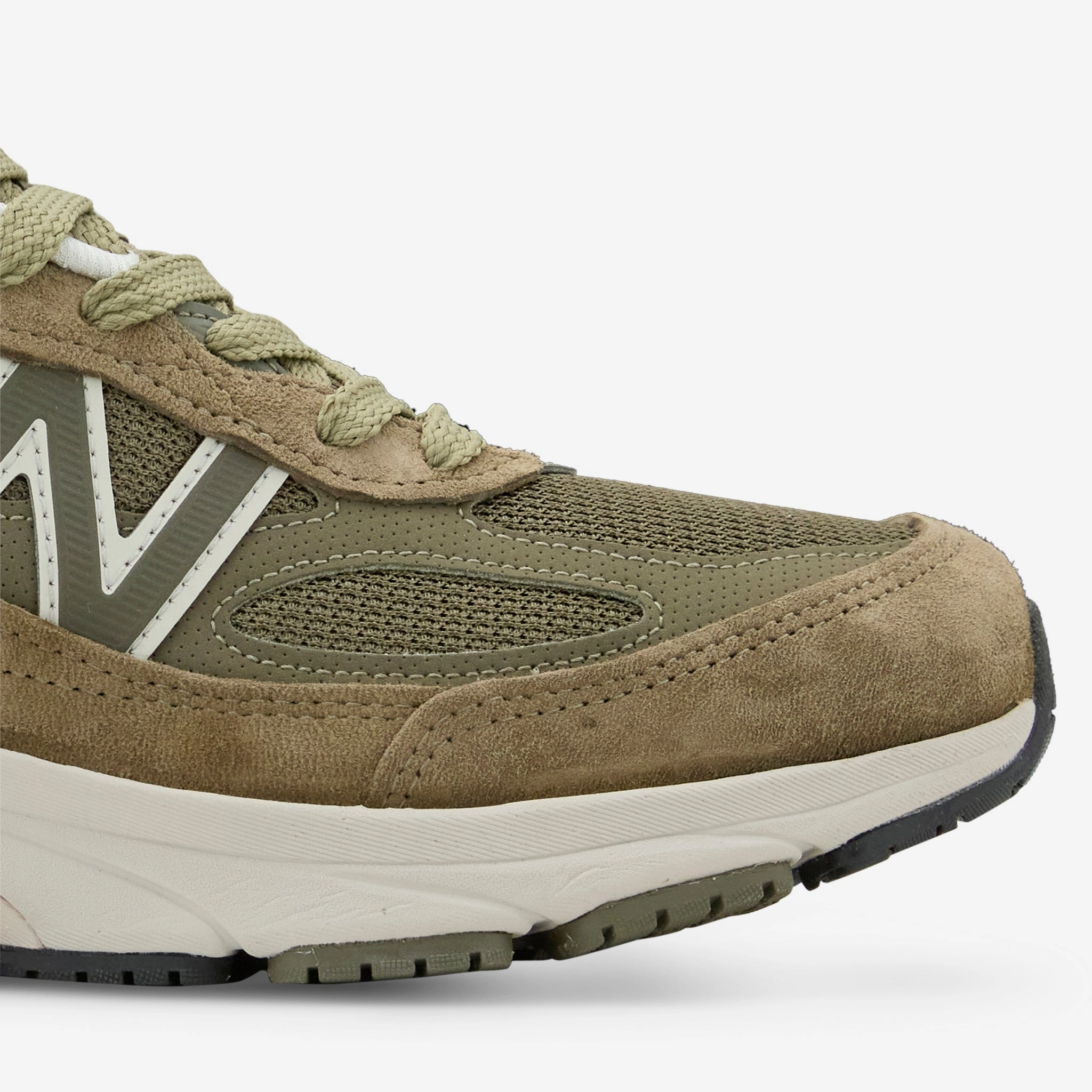 Made In USA 990v6 True Camo
