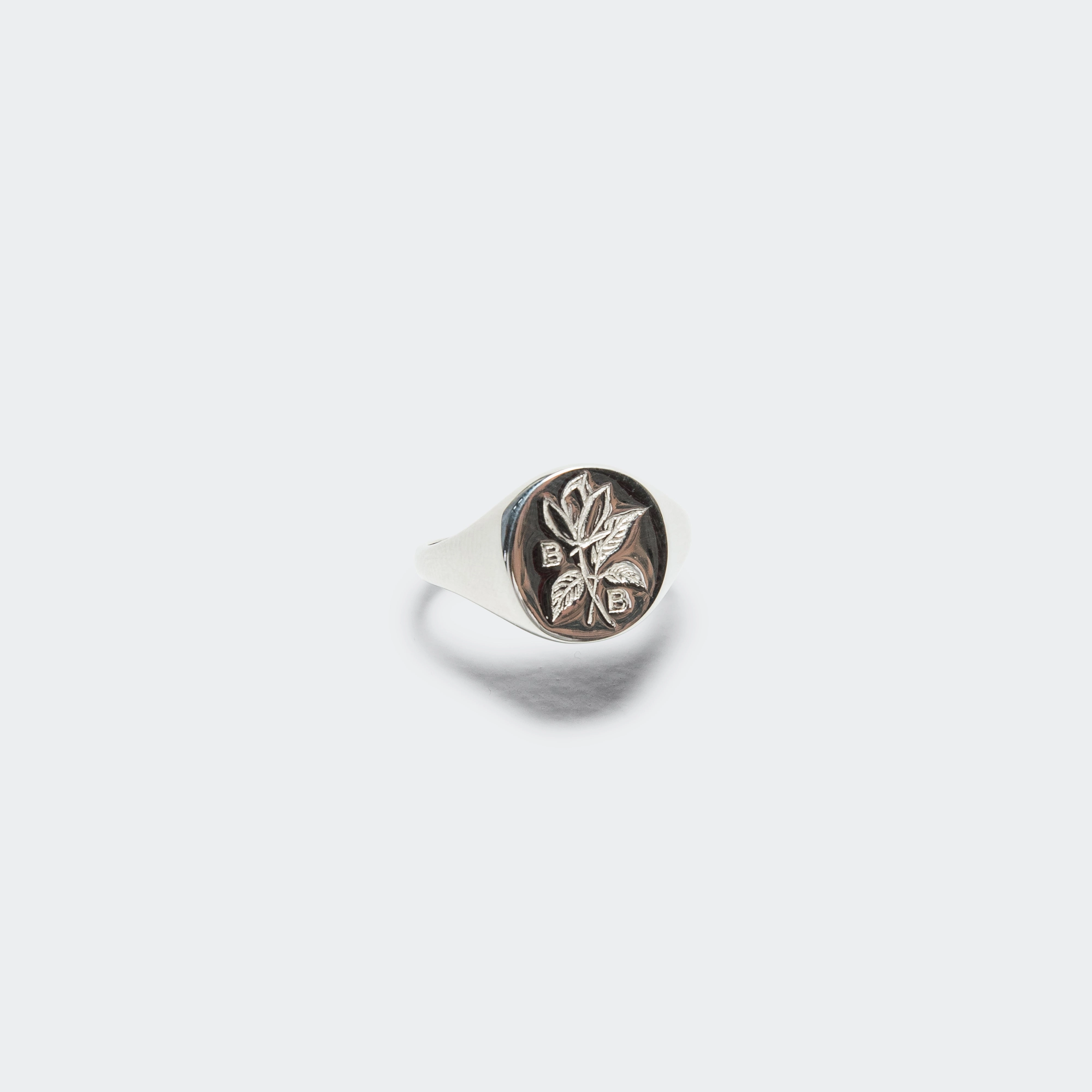 Magnolia Signet - 925 Silver