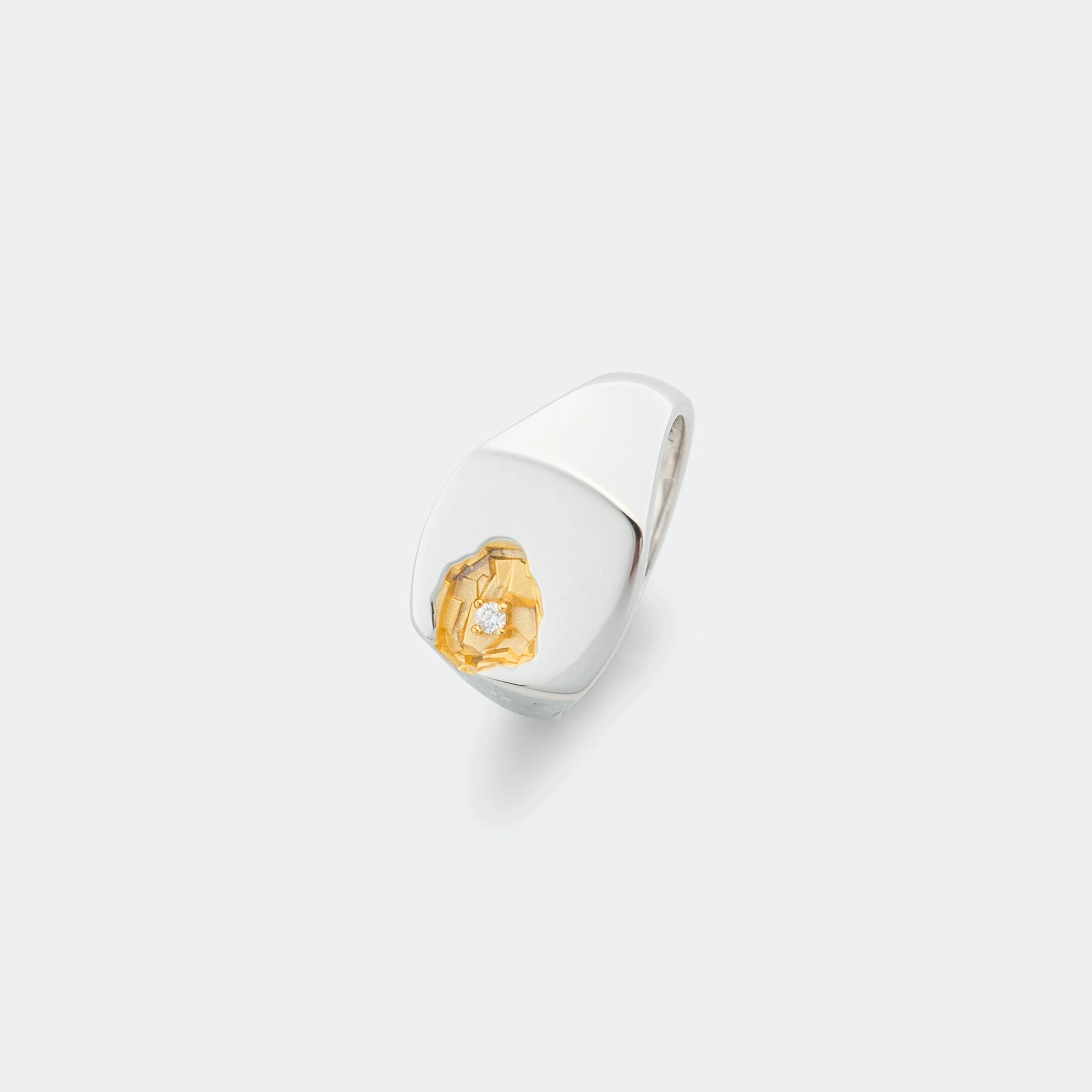 Mined Ring Large Diamond - 18K Gold/925 Silver