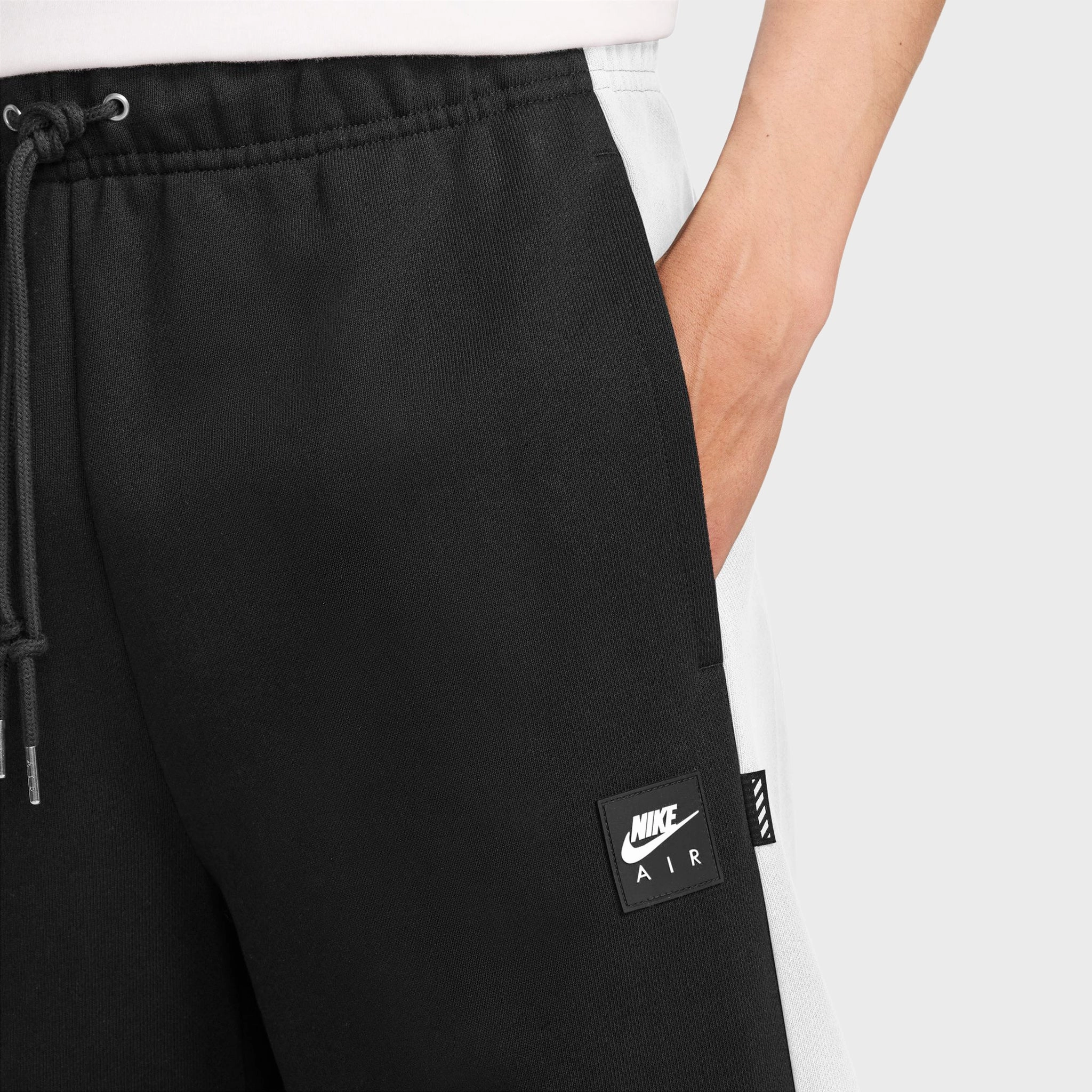 Nike Air Fleece Joggers Black / White - White