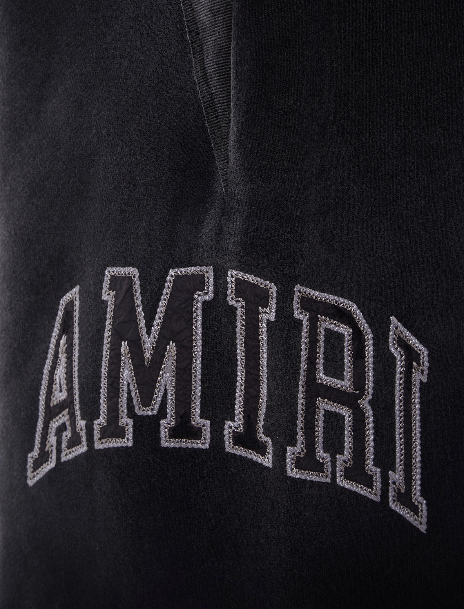 VINTAGE COLLEGIATE SHORT