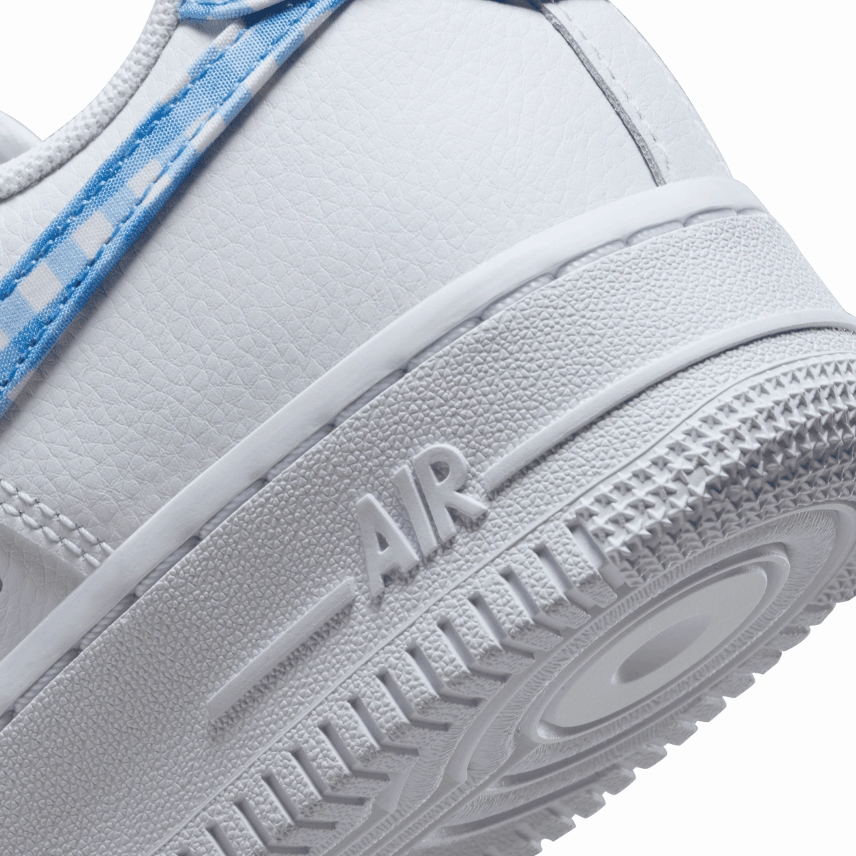 Wmns Air Force 1 '07 'Gingham Blue'