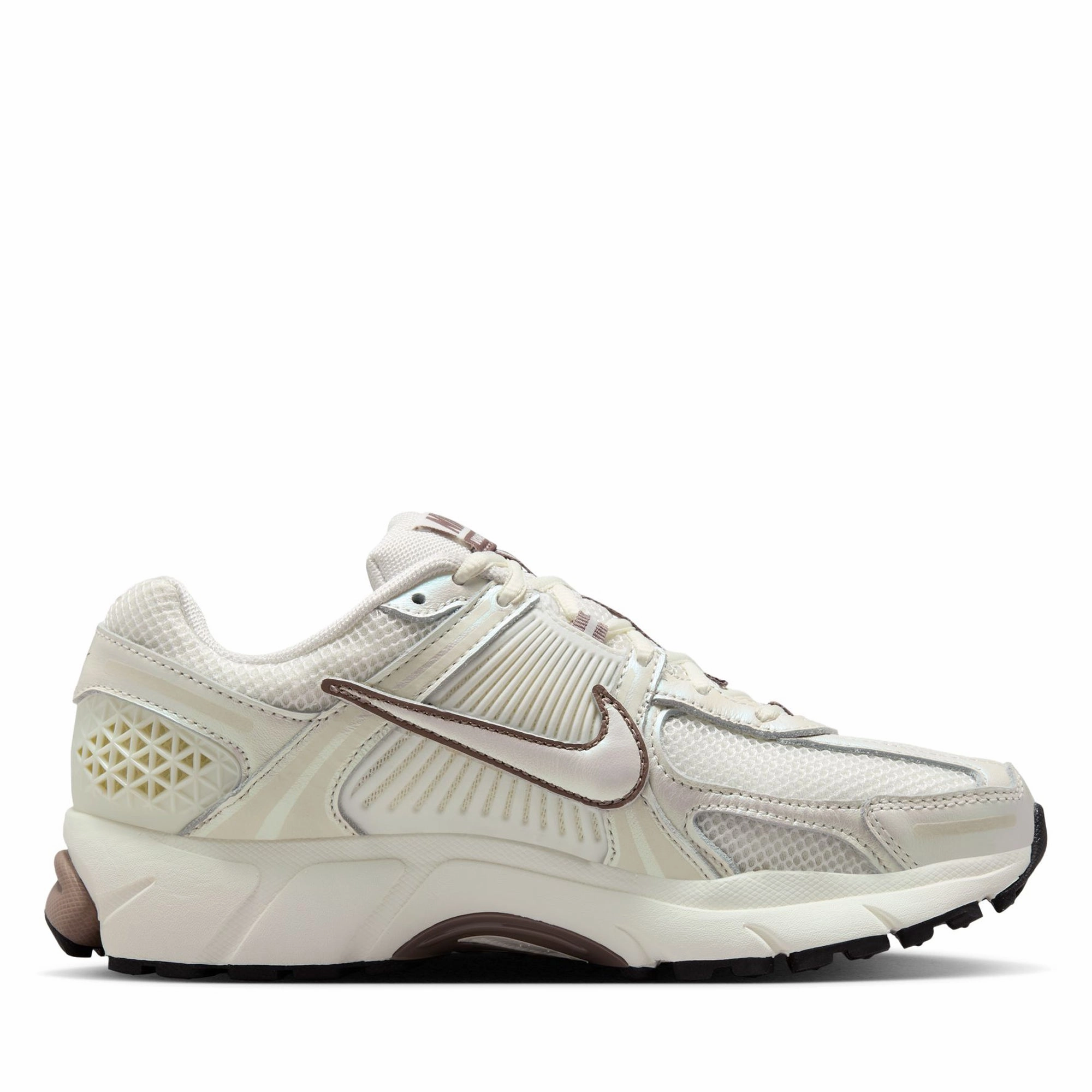 Women's Nike Zoom Vomero 5 - Sail/Mink Brown