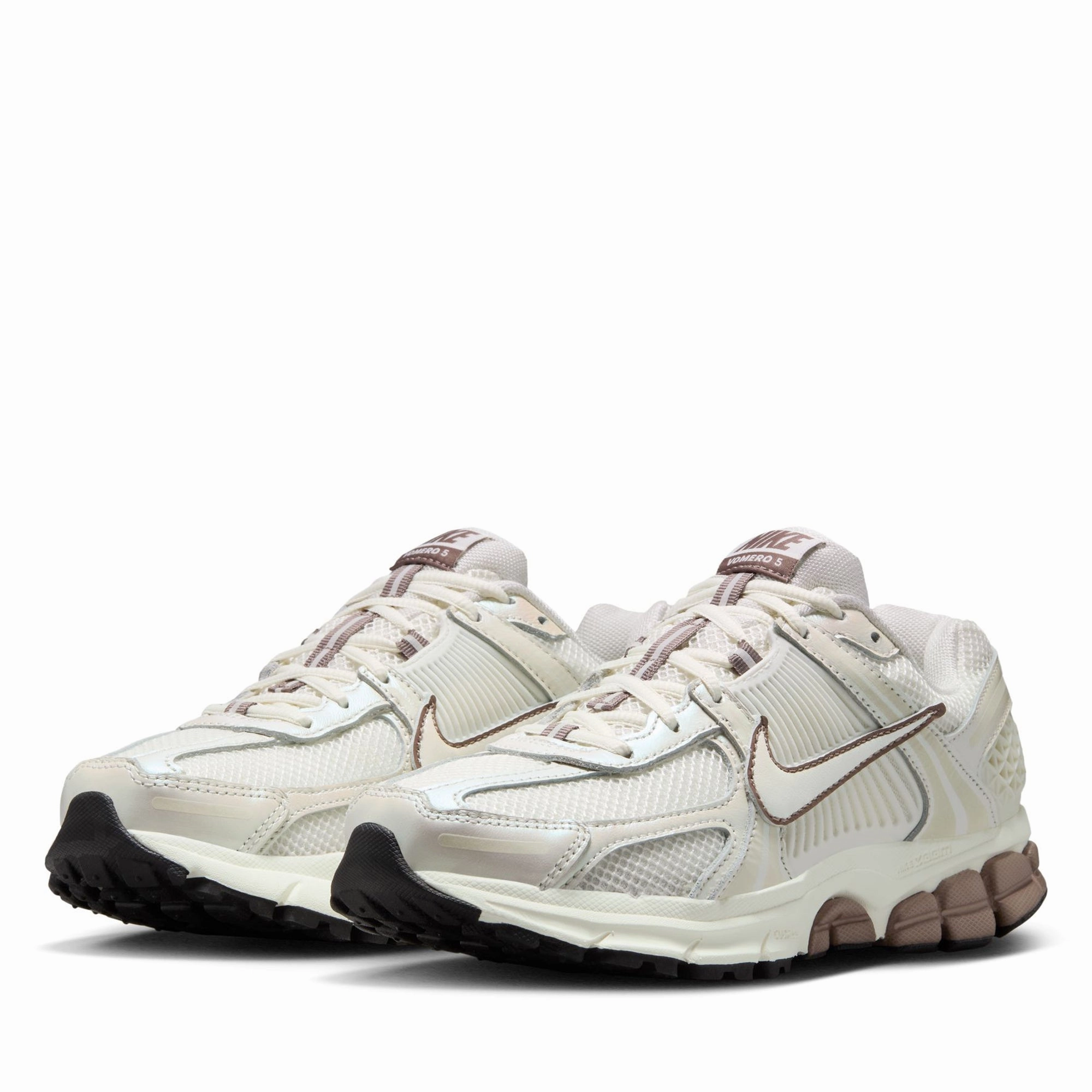 Women's Nike Zoom Vomero 5 - Sail/Mink Brown