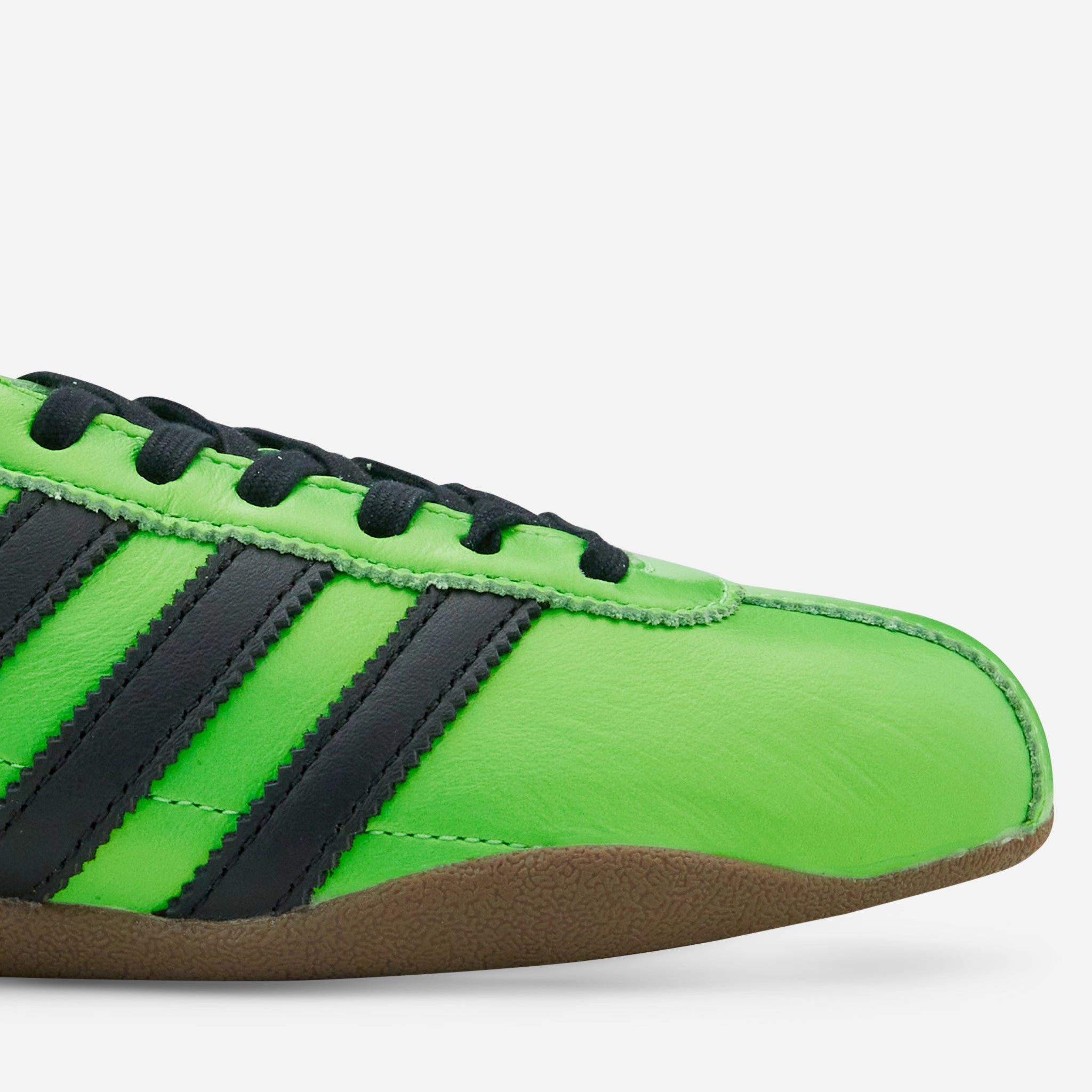Women's Tokyo Decon Solar Green | Core Black | Gold Metallic
